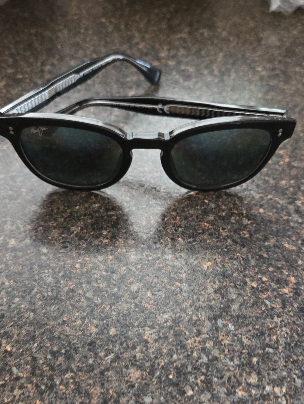 Ray-Ban RB2180 Round Sunglasses Black Sunglasses with Case